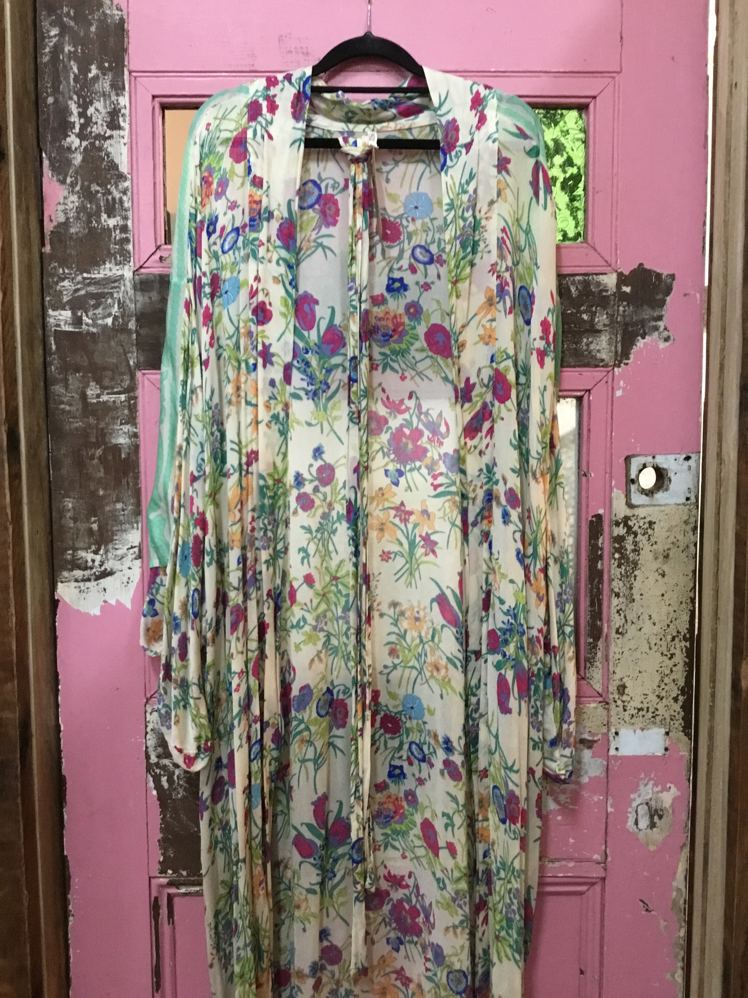 Spell RARE “Gypsy Queen” Kimono