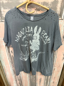 Magnolia Pearl 'Riding Sparrows' Tee