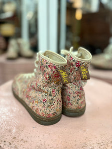 Vegan Dr. Martens Air Wair Floral Boots
