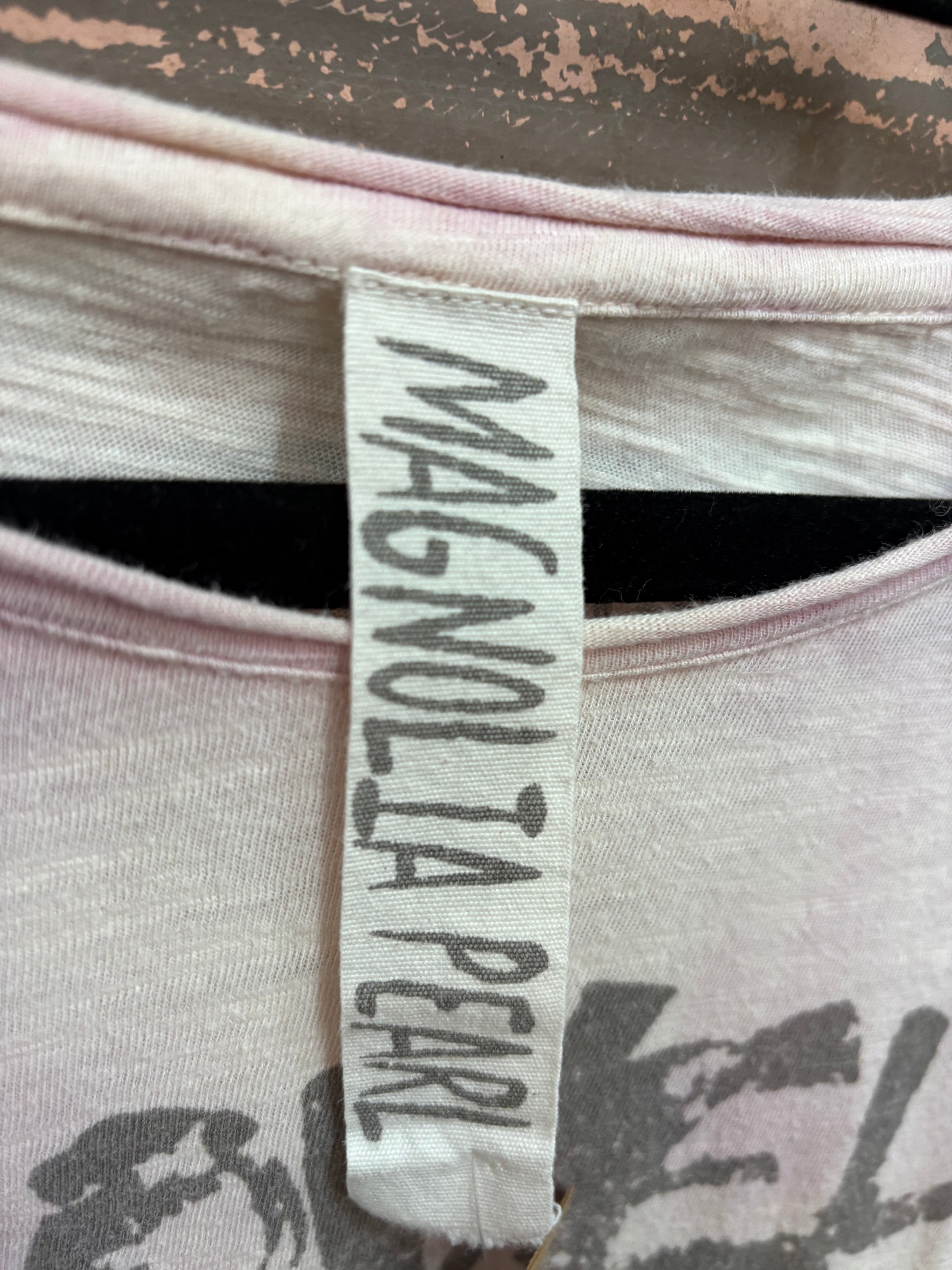 Magnolia Pearl 'Love Mozart Pink Purple' Shirt