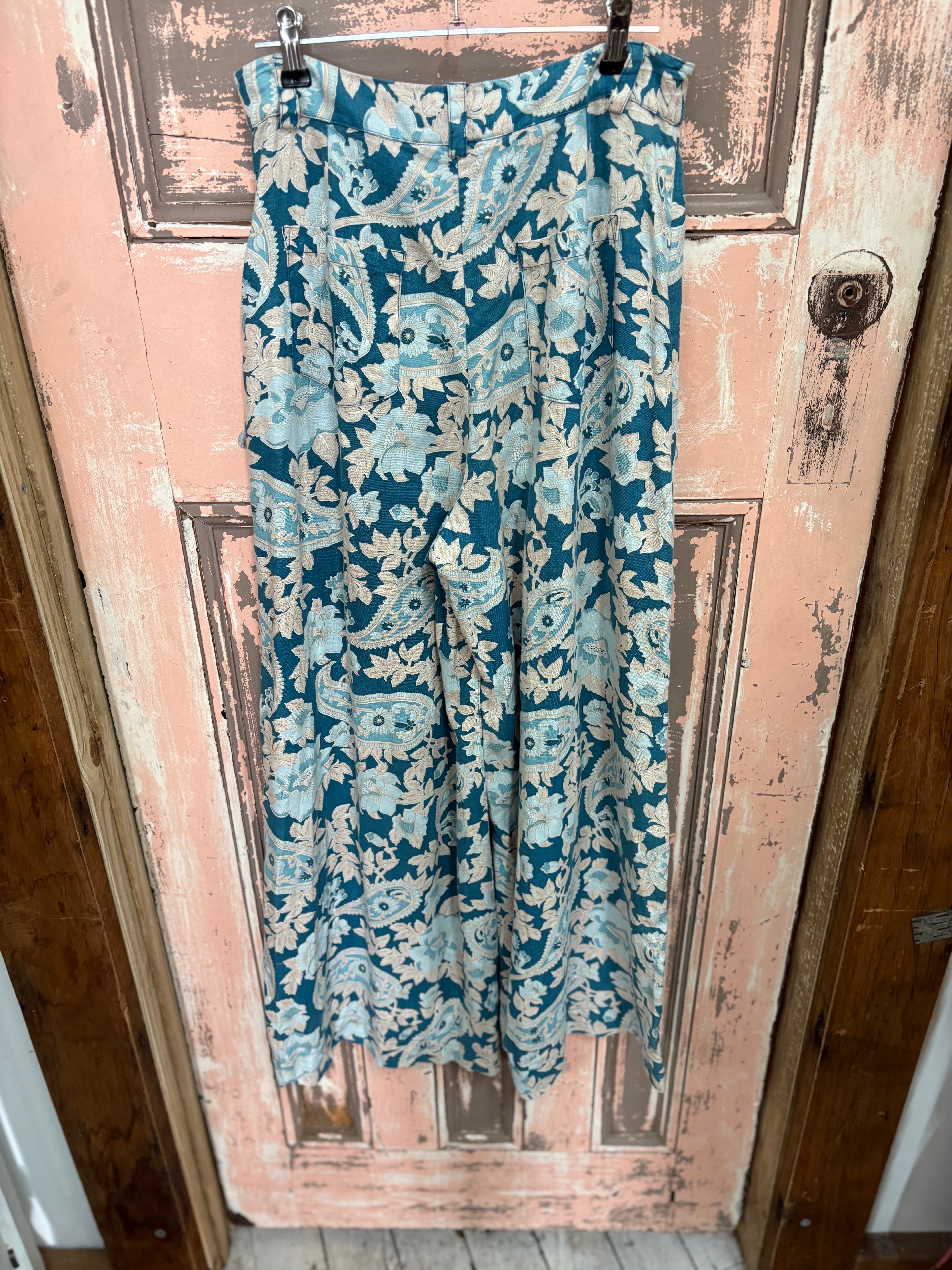 Chasing Unicorns Linen Print Pants